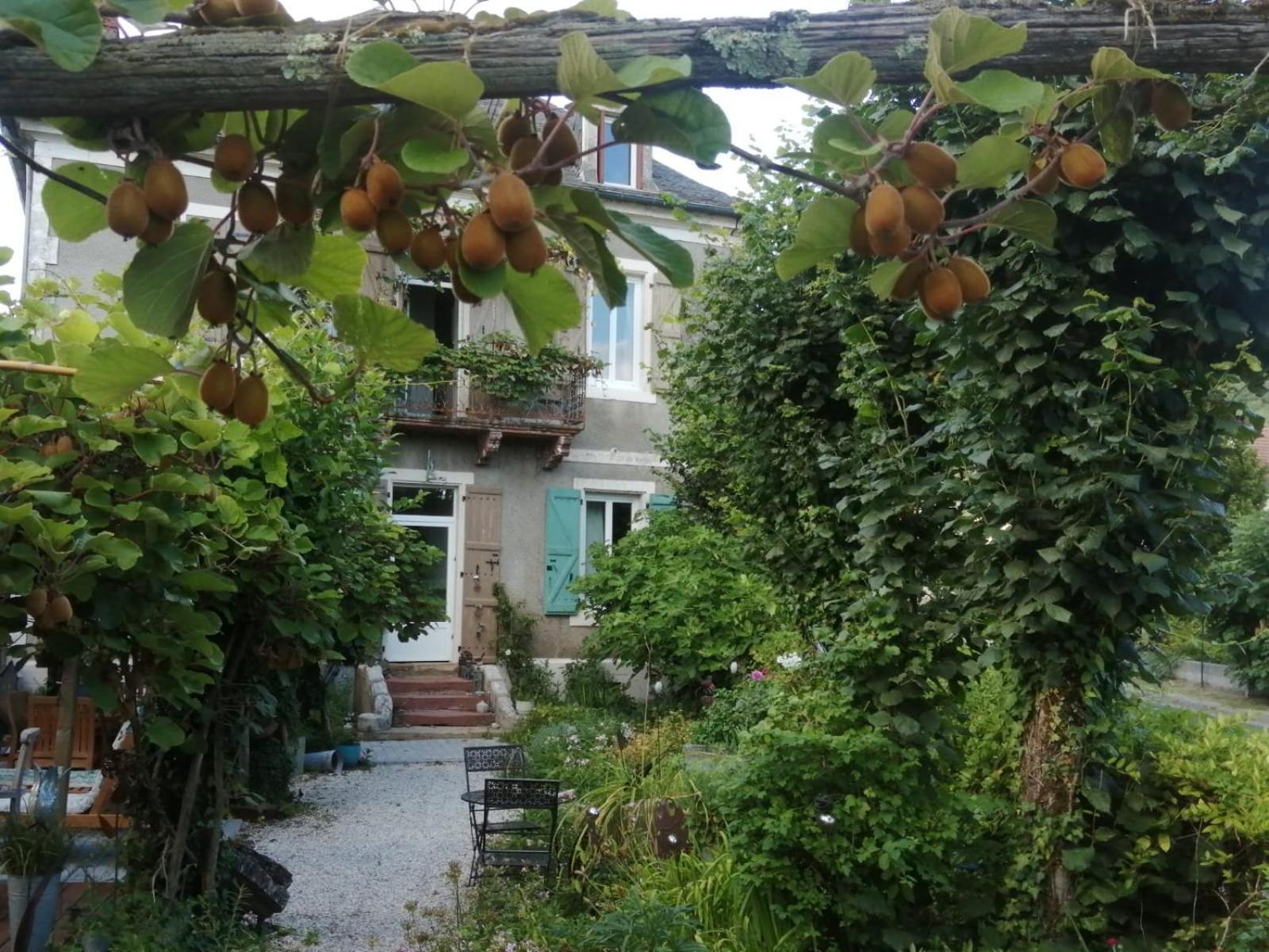 La Maison O Kiwis - Chambres D'Hotes Saint-Denis-lès-Martel Exterior foto